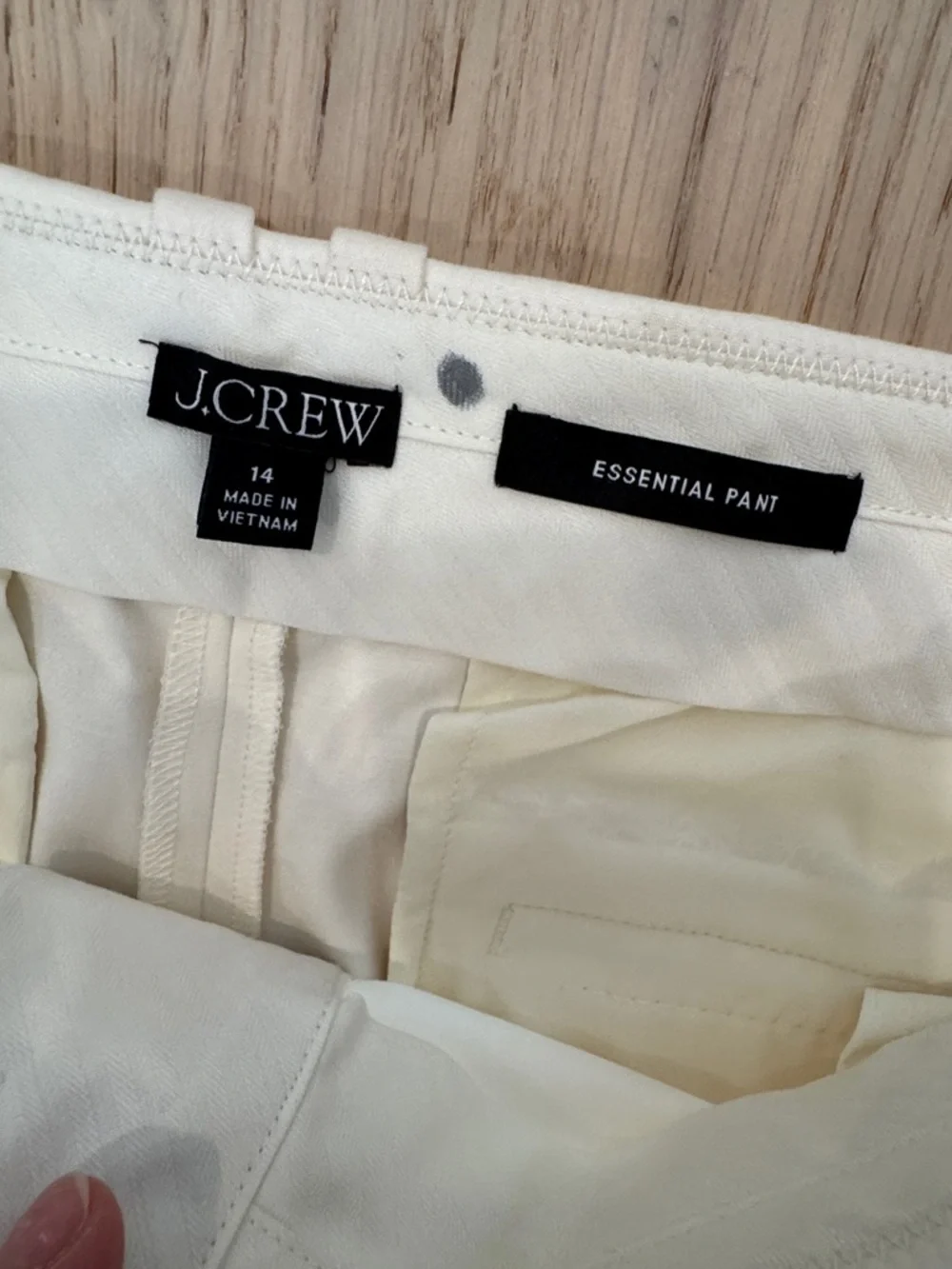 J. Crew Essential Pant NWOT in City Twill Ivory Womens 14 Wide Leg Career Office - Picture 2 of 14